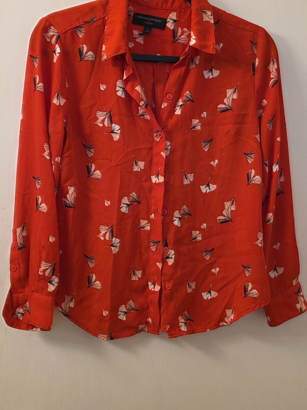Banana Republic Red Floral-Patterned Men's Button-Down Shirt